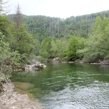Mountain River Apartman